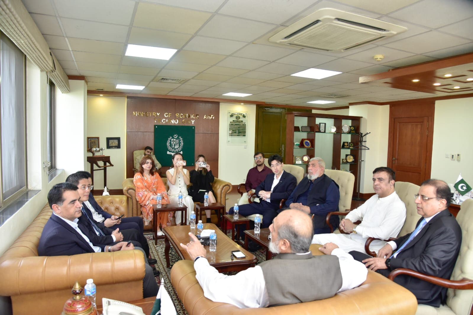 Ministry of Science and Technology Visit — photograph 6 of 14